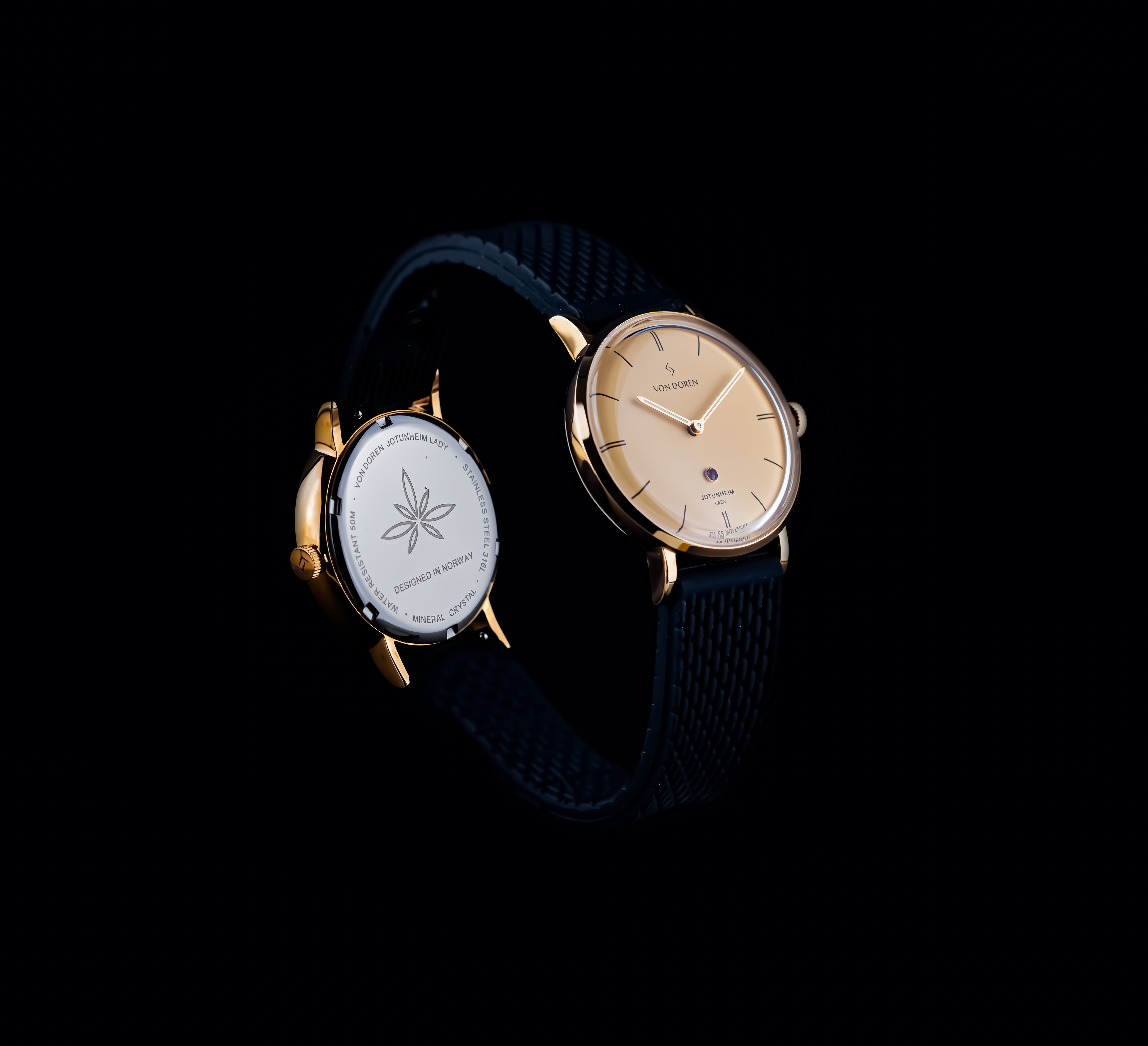 Von Doren klokke . Modelle Jotunheim Lady frage Champagne. Med speileffekt.