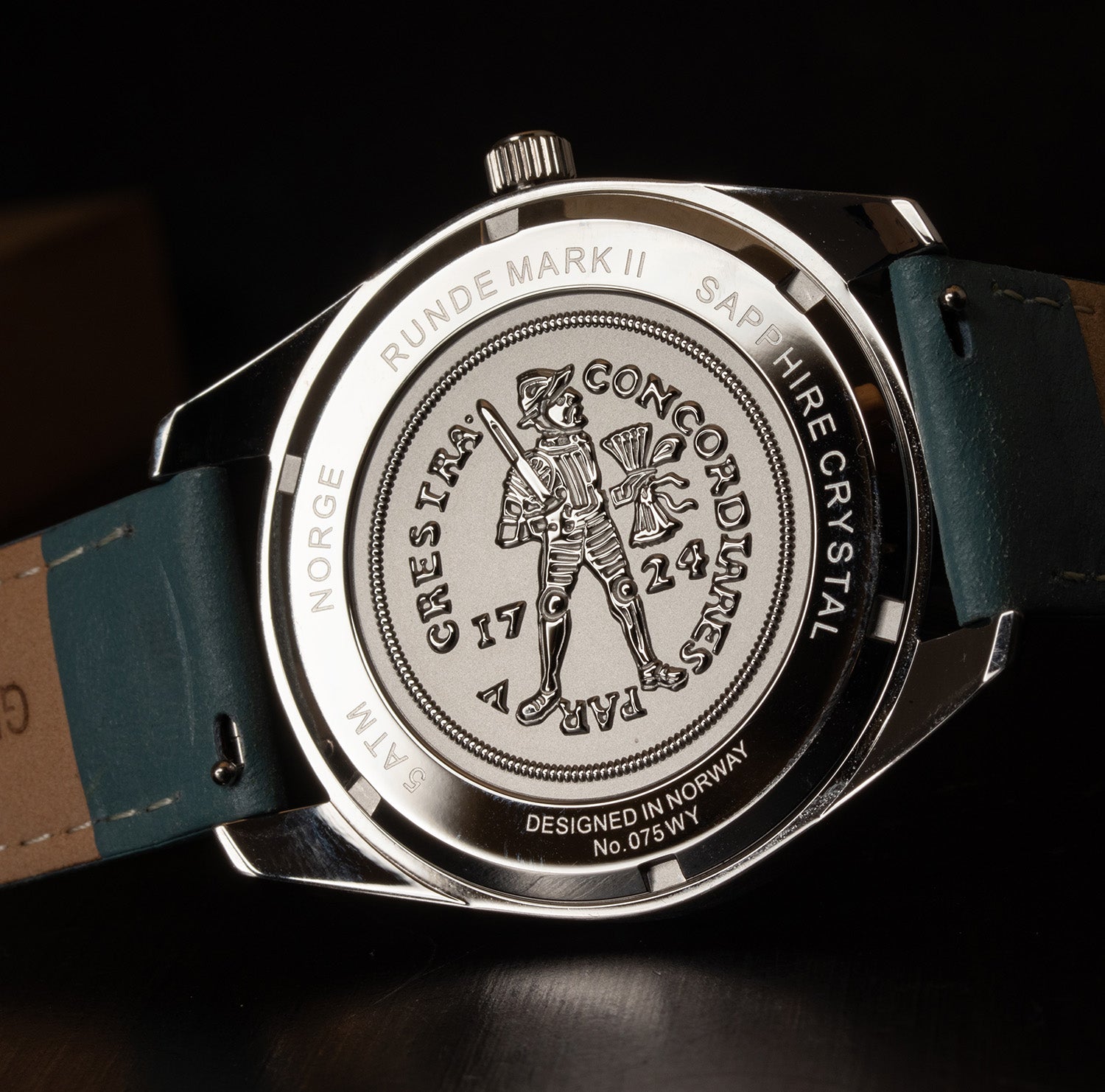 Von Doren Watch, Runde Mark II - back case