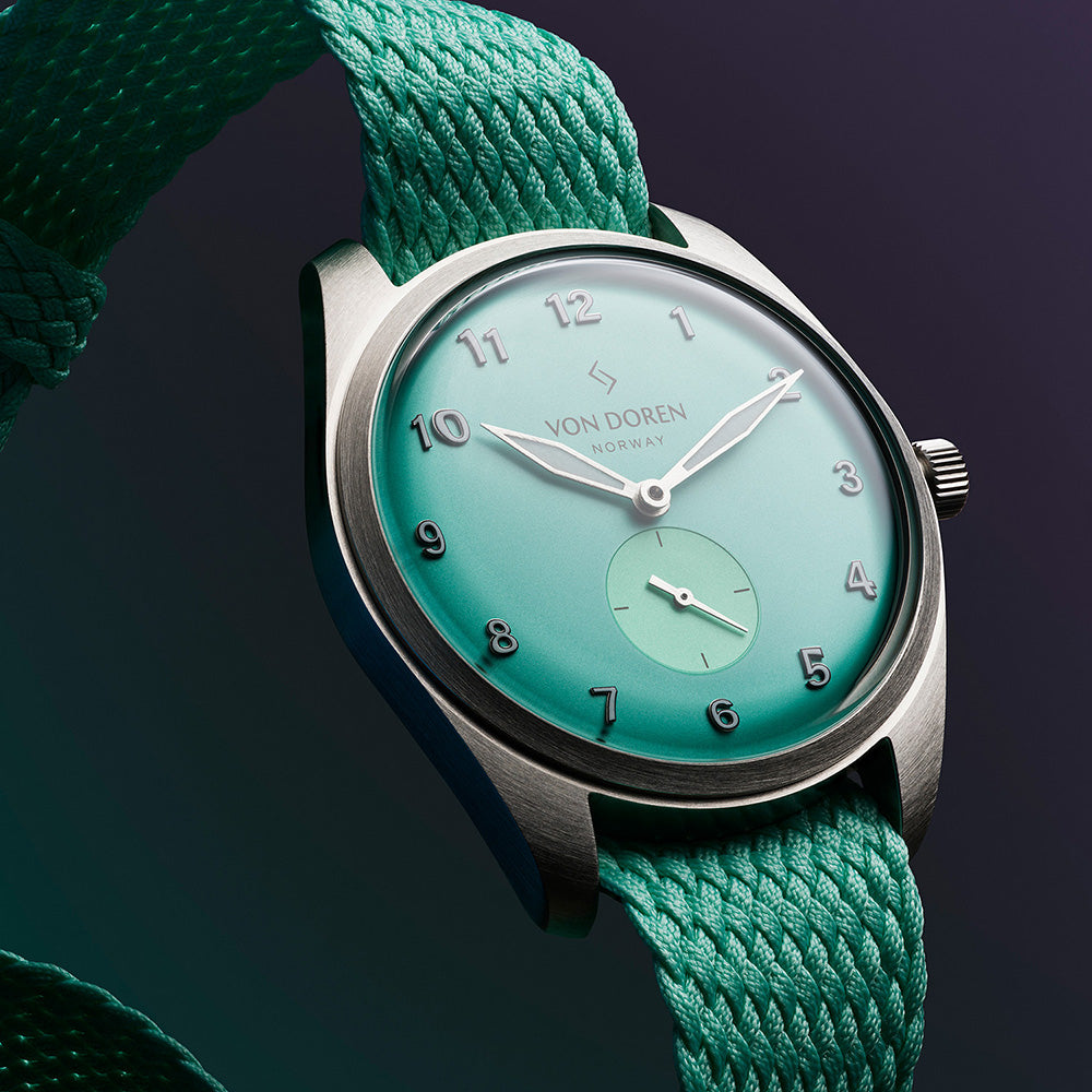 Von Doren Runde Candy Mint med grønn tallskive og matchende mintgrønn rem.